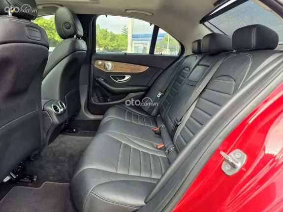Mercedes-Benz C250 Exclusive 2016 - Xe đẹp xuất sắc như xe lướt