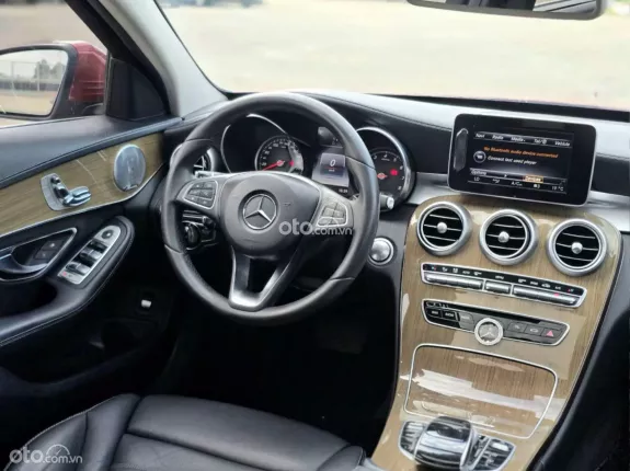 Mercedes-Benz C250 Exclusive 2016 - Xe đẹp xuất sắc như xe lướt