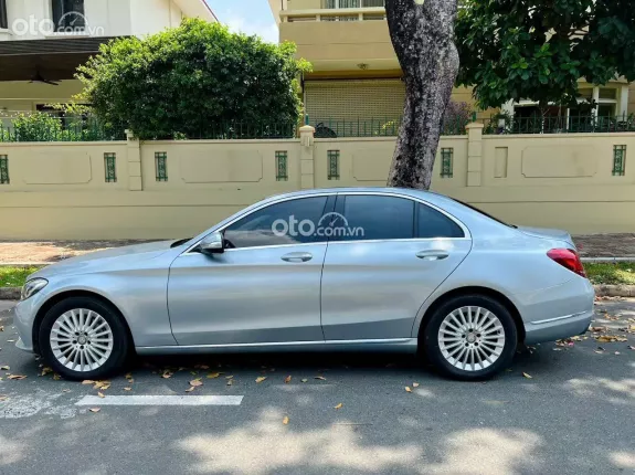 Mercedes-Benz C250 Exclusive 2015 - Màu Diamond Silver