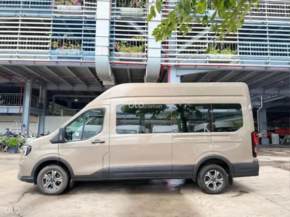 Ford Transit Tiêu chuẩn 2024 - FORD TRANSIT lướt 26.000km, xe đăng ký 2025