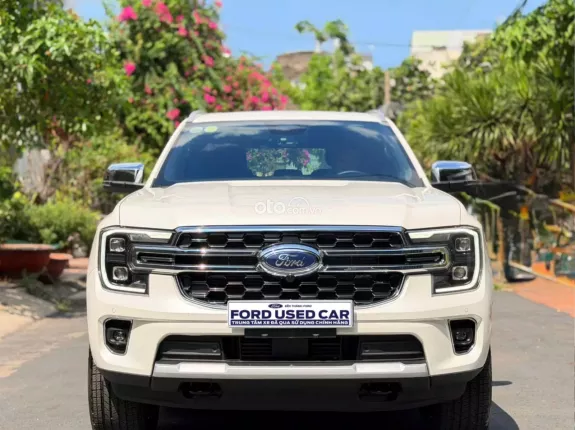 Ford Everest 2.0L ST5 10AT 4x4 Titanium 2025 - FORD EVEREST TITANIUM BI-TURBO 2025 Xe lướt 5.000km