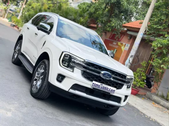 Ford Everest 2.0L ST5 10AT 4x4 Titanium 2025 - FORD EVEREST TITANIUM BI-TURBO 2025 Xe lướt 5.000km