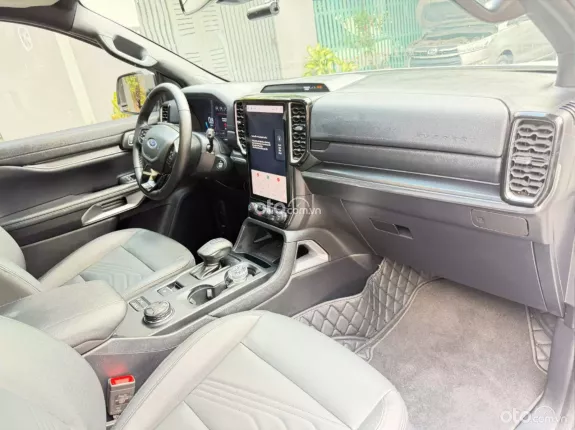 Ford Everest 2.0L ST5 10AT 4x4 Titanium 2025 - FORD EVEREST TITANIUM BI-TURBO 2025 Xe lướt 5.000km