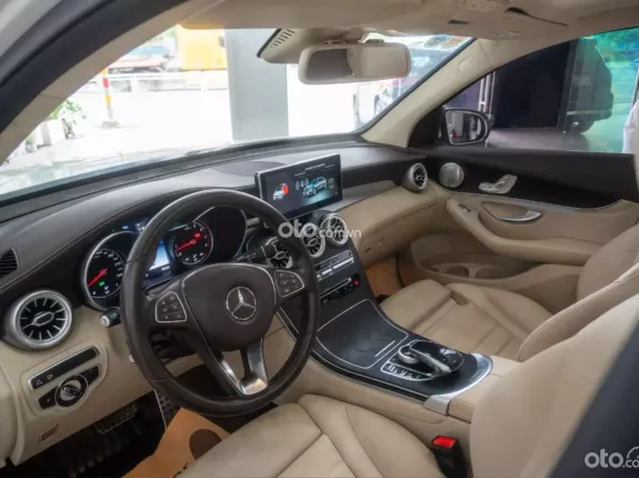 Mercedes-Benz GLC 300 4Matic 2018 - Mercedes GLC300 4Matic 2018 siêu lướt 35.000km cực đẹp
