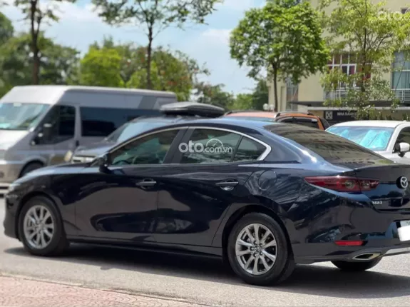 Mazda 3 Sedan 1.5L Luxury 2022 - Mazda 3 1.5L Luxury 2022