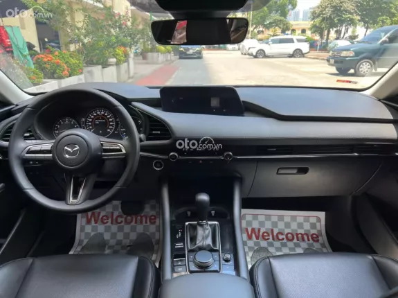 Mazda 3 Sedan 1.5L Luxury 2022 - Mazda 3 1.5L Luxury 2022
