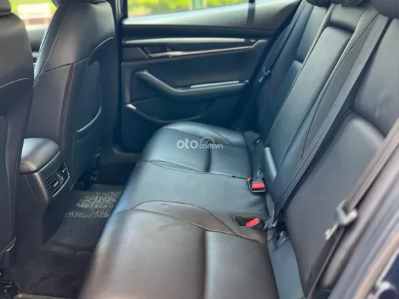 Mazda 3 Sedan 1.5L Luxury 2022 - Mazda 3 1.5L Luxury 2022