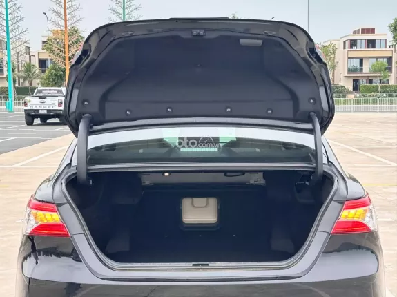 Toyota Camry 2.5Q 2019 - Có xuất hoá đơn VAT
