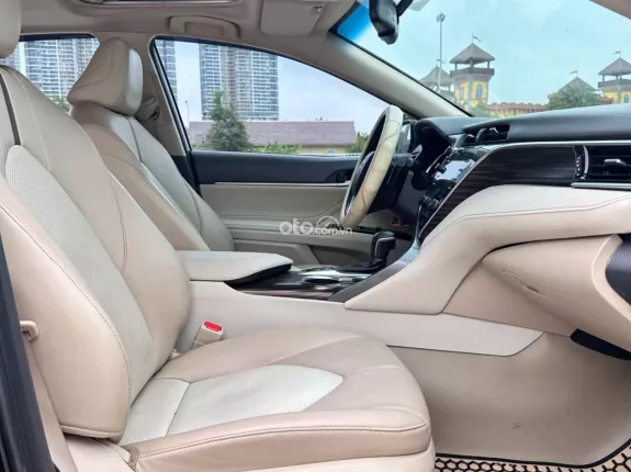 Toyota Camry 2.5Q 2019 - Có xuất hoá đơn VAT