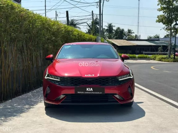 Kia K5 2.0 Luxury 2022 - Hộp số 6AT vận hành mượt mà