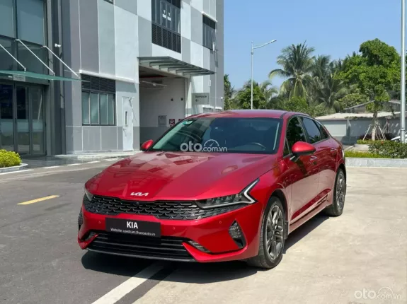 Kia K5 2.0 Luxury 2022 - Hộp số 6AT vận hành mượt mà