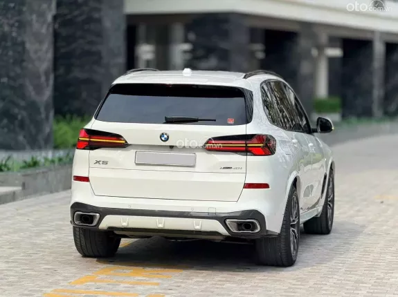 BMW X5 xDrive40i 2024 - BMW X5 xDrive40i 2025
