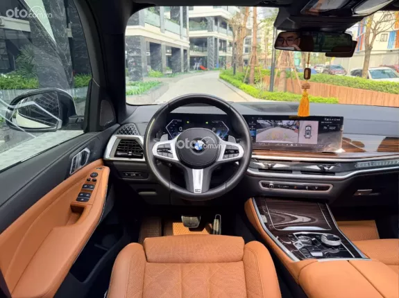 BMW X5 xDrive40i 2024 - BMW X5 xDrive40i 2025