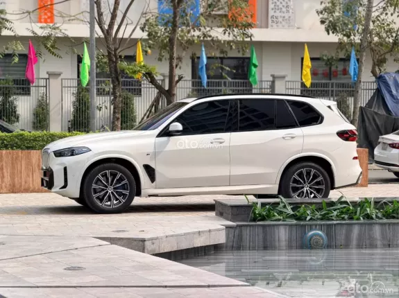 BMW X5 xDrive40i 2024 - BMW X5 xDrive40i 2025