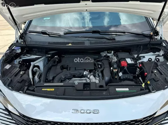 Peugeot 3008 GT 2022 - Trang bị đầy đủ an toàn và giải trí hiện đại