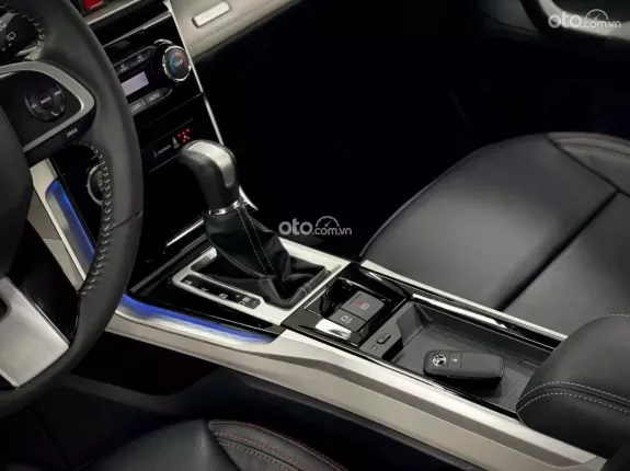 Toyota Veloz Cross 1.5 CVT TOP 2023 - MODEL 2024 SIÊU MỚI, FULL OPTIONS
