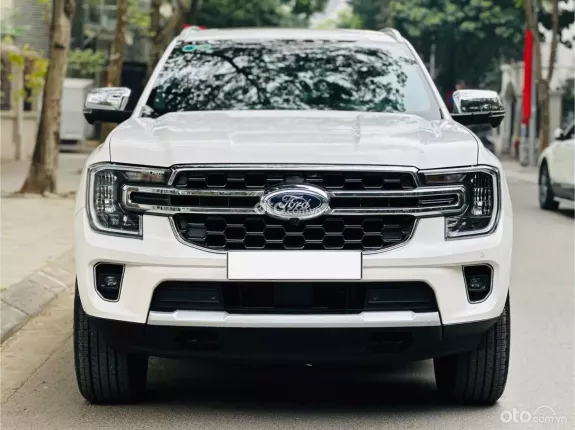 Ford Everest Titanium 2.0 AT 4x2 2023 - Xe đẹp, hỗ trợ vay cao
