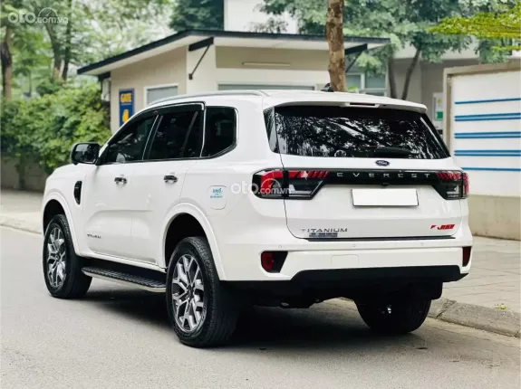 Ford Everest Titanium 2.0 AT 4x2 2023 - Xe đẹp, hỗ trợ vay cao