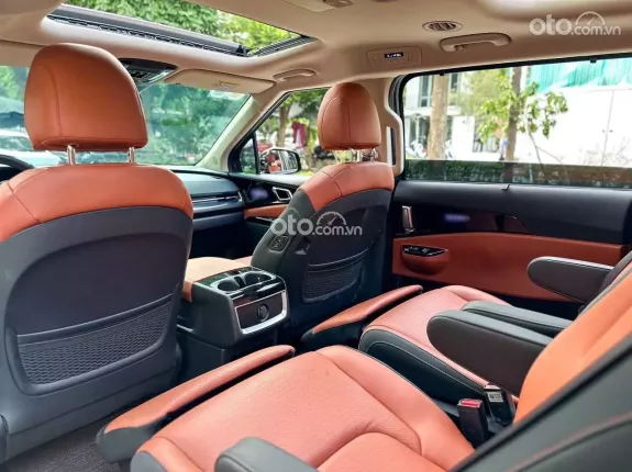 Kia Carnival 2.2D Signature 2024 - Xe cực đẹp, hỗ trợ vay cao