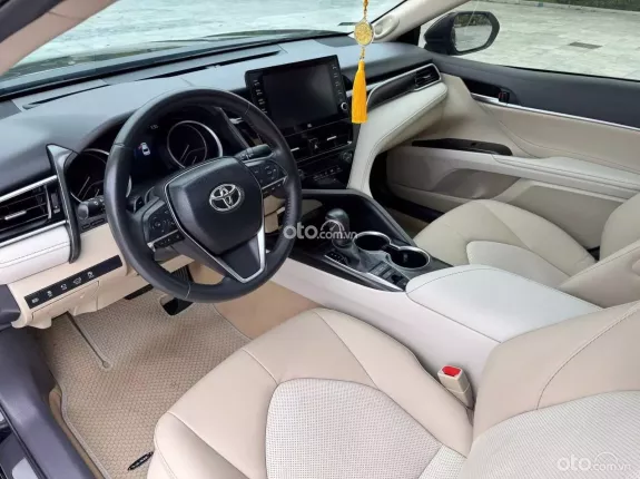 Toyota Camry 2.5Q 2022 - Xe cực đẹp, hỗ trợ vay cao