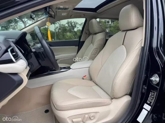 Toyota Camry 2.5Q 2022 - Xe cực đẹp, hỗ trợ vay cao