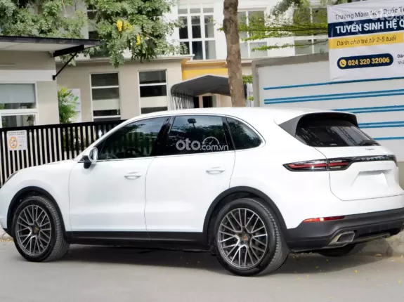 Porsche Cayenne V6 3.0 2018 - Hỗ trợ trả góp lên tới 70% giá trị, giao xe toàn quốc