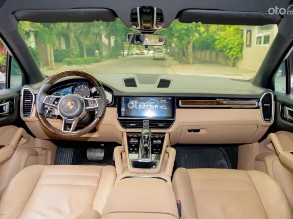 Porsche Cayenne V6 3.0 2018 - Hỗ trợ trả góp lên tới 70% giá trị, giao xe toàn quốc