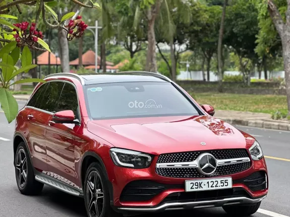 Mercedes-Benz GLC 300 4Matic 2021 - Odo 4 vạn km, xe đẹp như mới