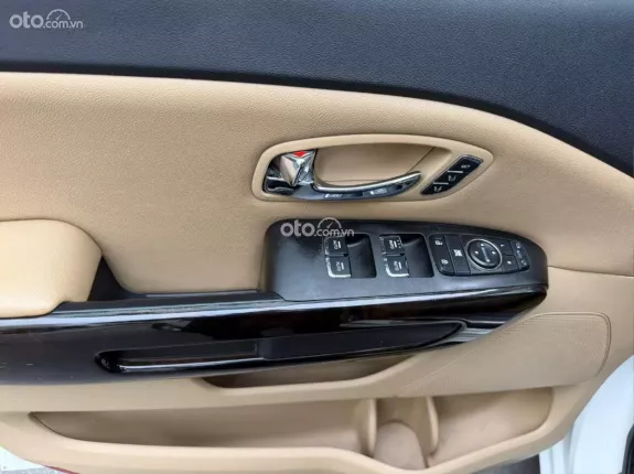 Kia Sedona 2.2 Luxury 2019 - 1 chủ đi từ đầu