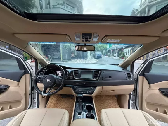 Kia Sedona 2.2 Luxury 2019 - 1 chủ đi từ đầu