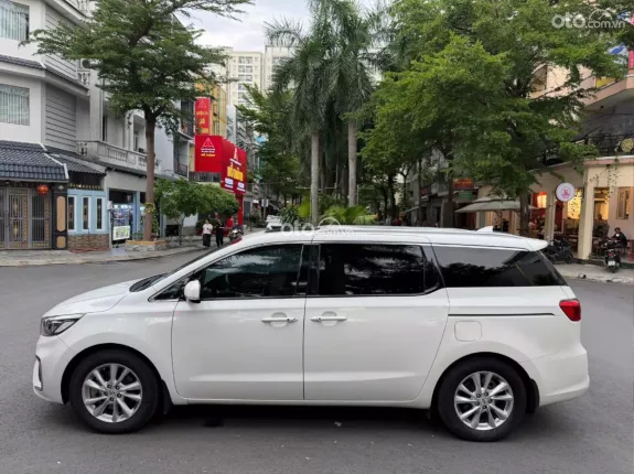 Kia Sedona 2.2 Luxury 2019 - 1 chủ đi từ đầu