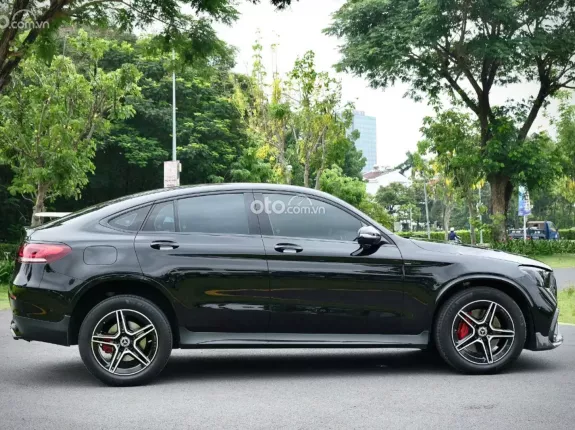 Mercedes-Benz GLC 300 4Matic Coupe 2020 - XE MÀU ĐEN NỘI THẤT NÂU CỰC GIỮ