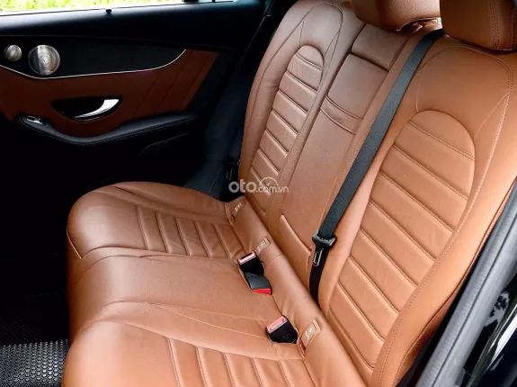 Mercedes-Benz GLC 300 4Matic Coupe 2020 - XE MÀU ĐEN NỘI THẤT NÂU CỰC GIỮ