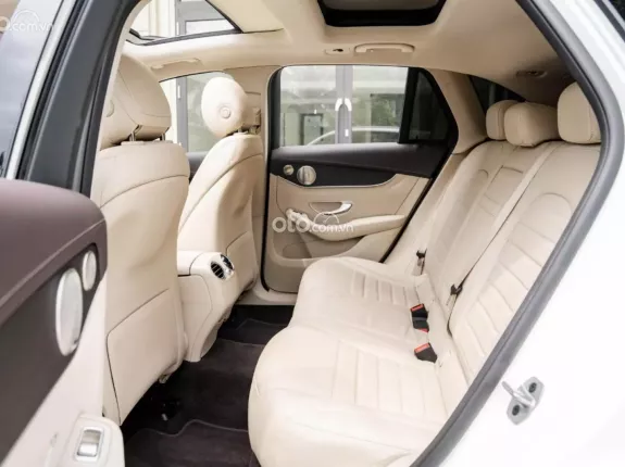 Mercedes-Benz GLC 300 4Matic 2022 - MẪU XE QUỐC DÂN ĐA DỤNG