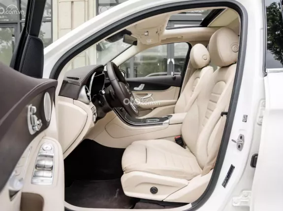 Mercedes-Benz GLC 300 4Matic 2022 - MẪU XE QUỐC DÂN ĐA DỤNG
