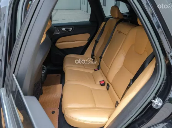 Volvo XC60 B6 Ultimate Bright 2024 - BH/BảoDưỡng Free 2029 -Bản Đủ-Hybrid