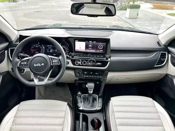 Kia Seltos 1.4 Premium 2023 - Siêu chất vừa về đến cửa hàng