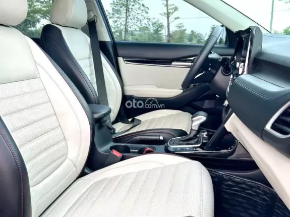 Kia Seltos 1.4 Premium 2023 - Siêu chất vừa về đến cửa hàng