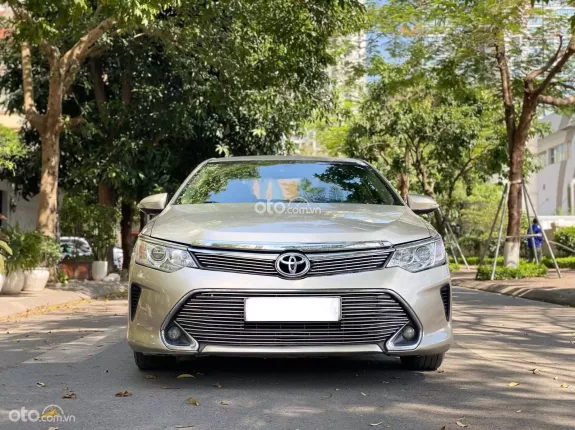 Toyota Camry 2.0E 2015 - Đẹp lắm