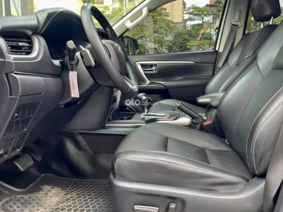 Toyota Fortuner 2.4G 4x2 AT  2021 - Mới xuất sắc