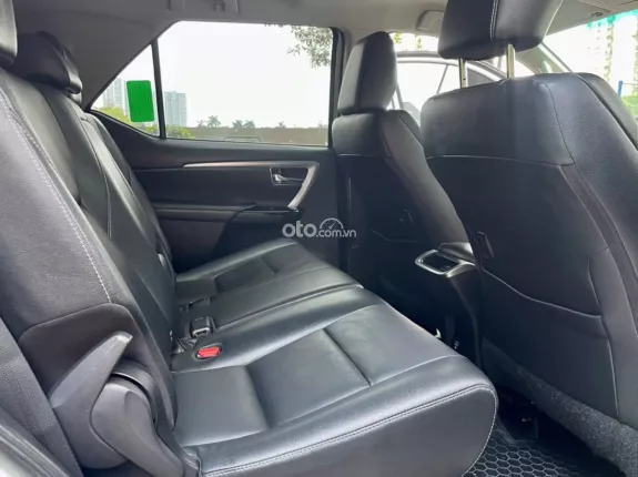 Toyota Fortuner 2.4G 4x2 AT  2021 - Mới xuất sắc