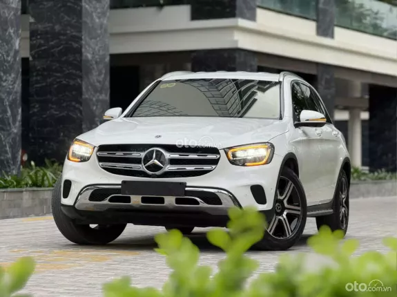 Mercedes-Benz GLC 200 4Matic 2021 - Bảo dưỡng đầy đủ, nội thất cực mới