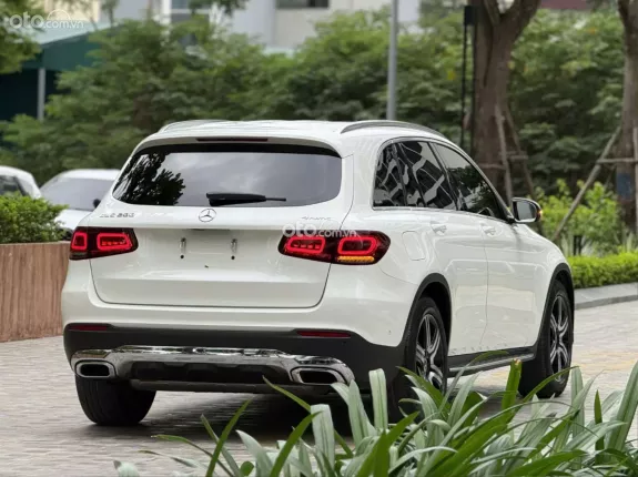 Mercedes-Benz GLC 200 4Matic 2021 - Bảo dưỡng đầy đủ, nội thất cực mới
