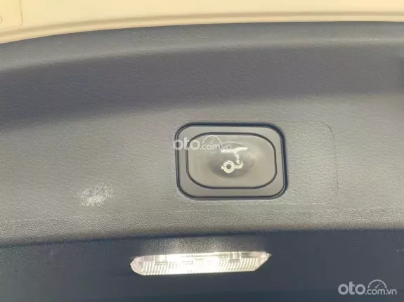 Ford Everest Ambiente 2.0 AT 4x2 2022 - Xe vừa về đến cửa hàng em chào bán ngay