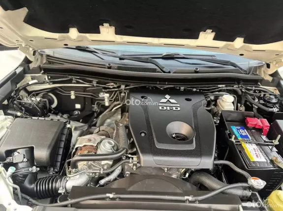 Mitsubishi Triton Athlete 4x2 AT 2021 - Xe mới về em chào bán ngay