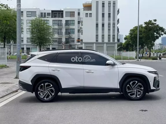 Hyundai Tucson 1.6 Turbo HTRAC 2025 - Xe siêu lướt đây các bác
