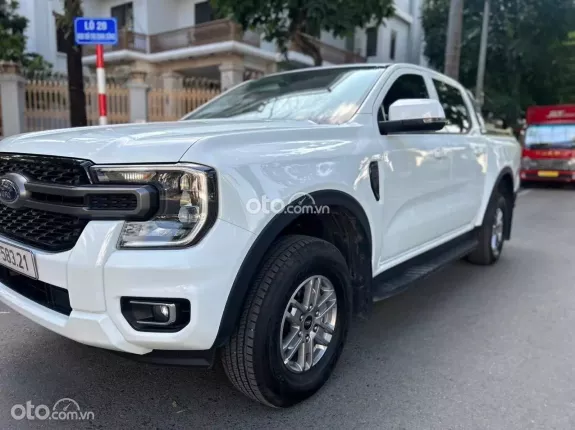 Ford Ranger XLS 2.0L 4x2 AT 2025 - Bán xe