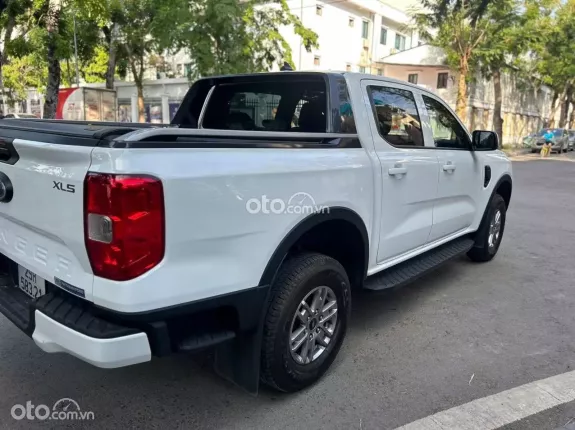 Ford Ranger XLS 2.0L 4x2 AT 2025 - Bán xe