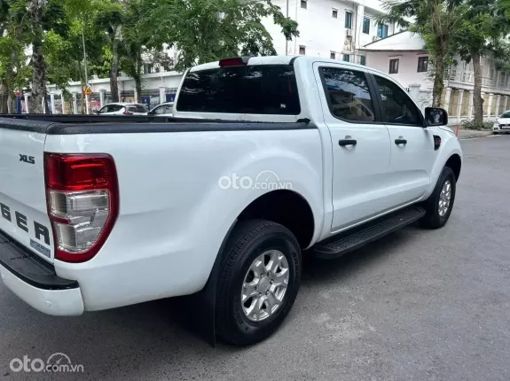 Ford Ranger XLS 2.2 4x2 AT 2022 - Bán xe