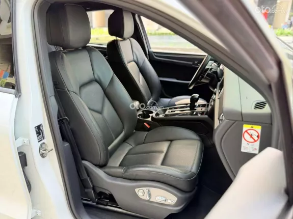 Porsche Macan 2.0 AT 2023 - XE HOT CÓ SẴN GIAO NGAY!!